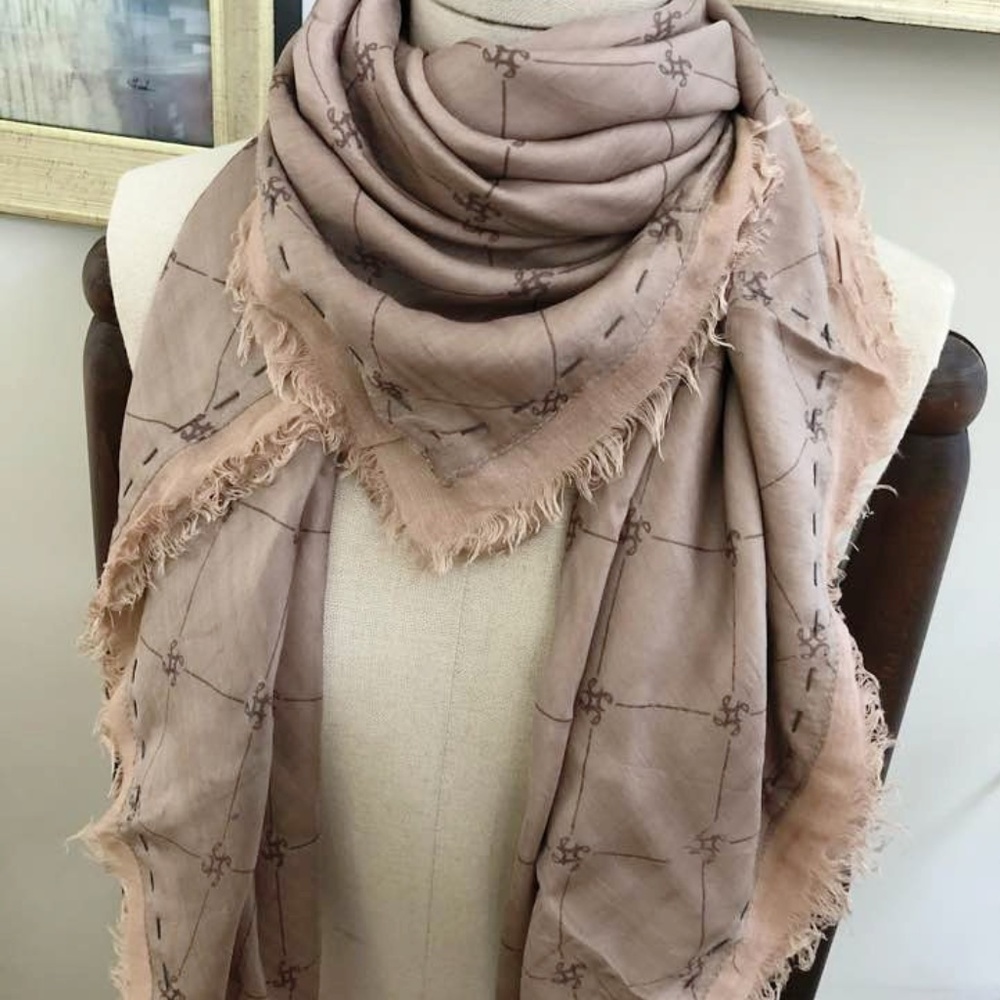 European Scarf